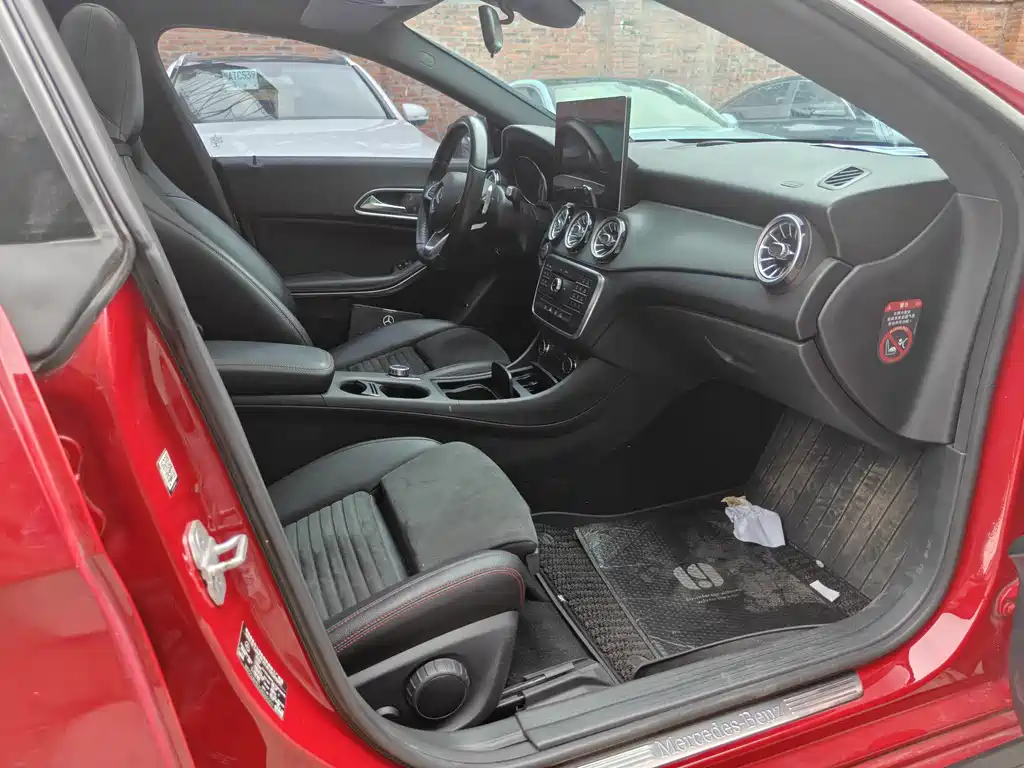 Mercedes-Benz CLA 2015 CLA 220 4MATIC