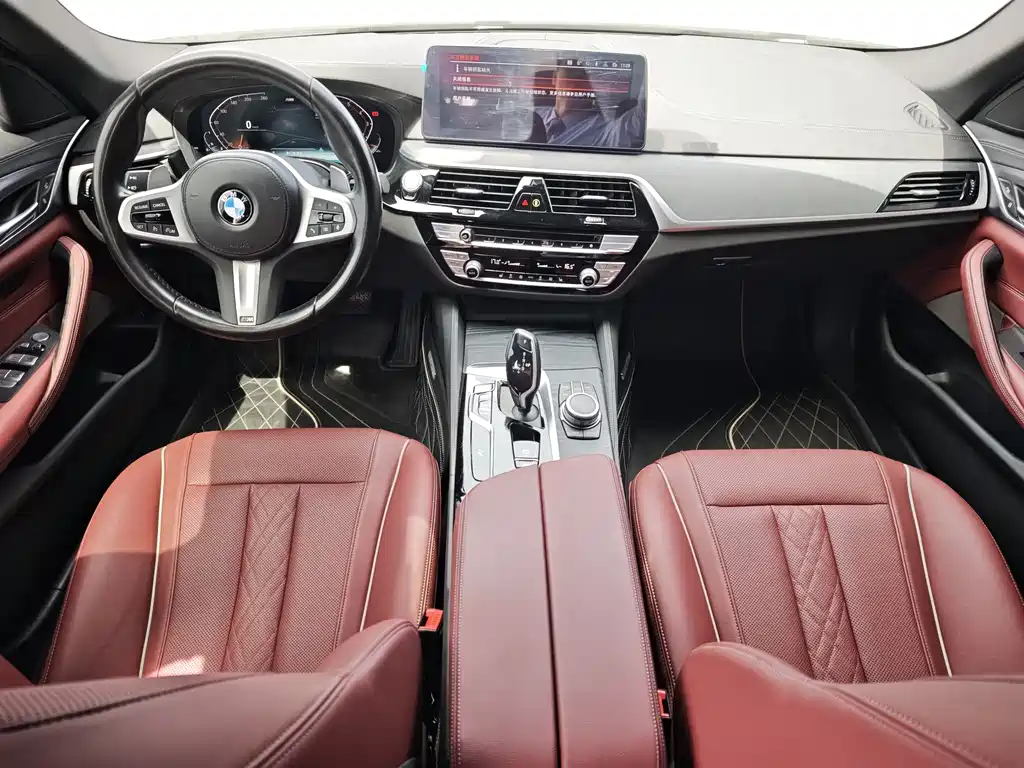 BMW 5 Series 2022 530Li Leading Edition M Sport Package - фото 10