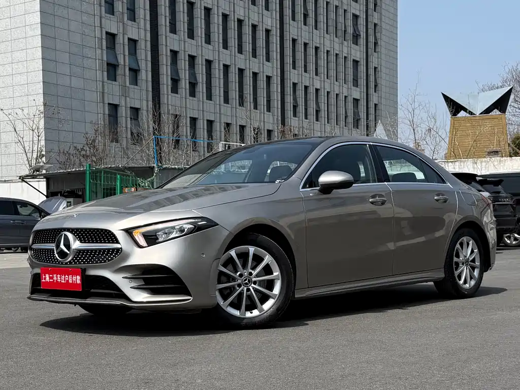 Mercedes-Benz A-Class 2021 A 200 L Sport Sedan Fashion Edition
