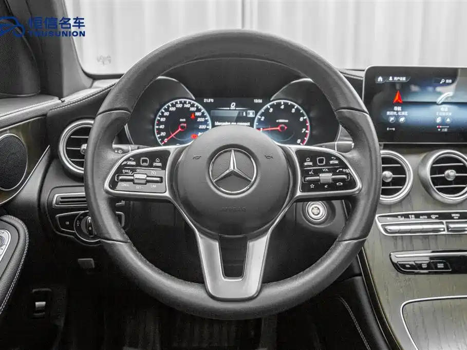 Mercedes-Benz GLC 300 L 4MATIC