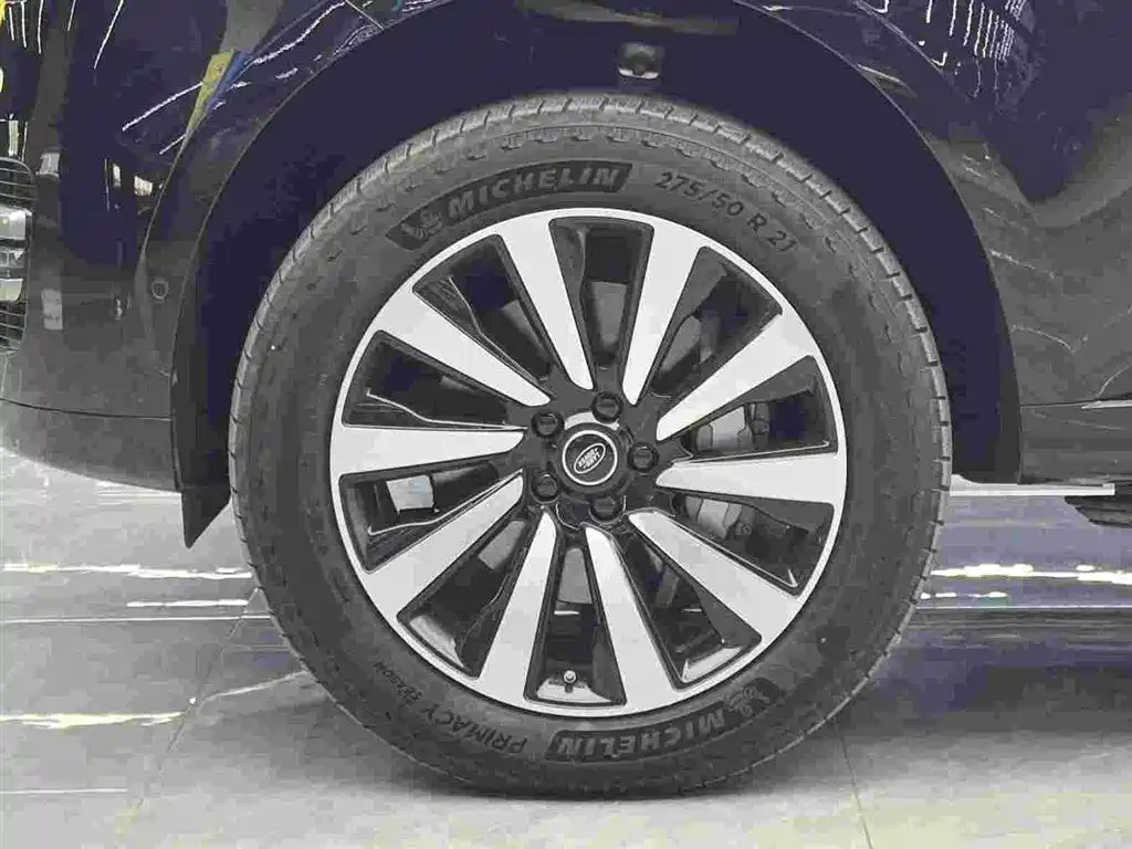 Range Rover 2025 3.0 L6 400PS Autobiography LWB