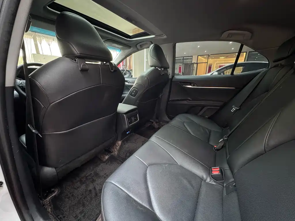 Camry 2023 2.0GVP Leading Edition