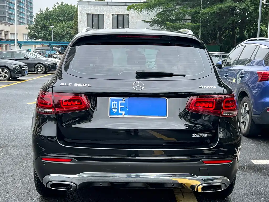 Mercedes-Benz GLC 260 L 4MATIC