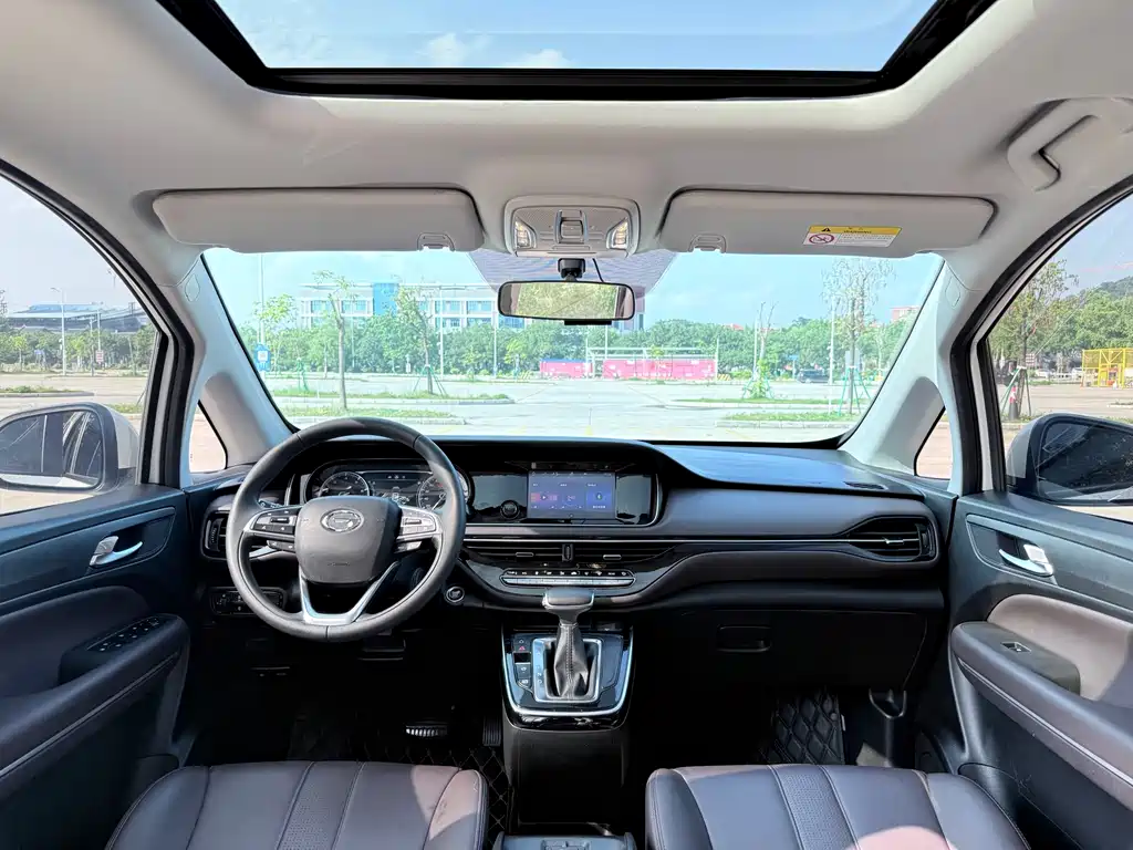GAC Trumpchi M6 2019 270T Automatic Luxury Edition (7-Seater) China V