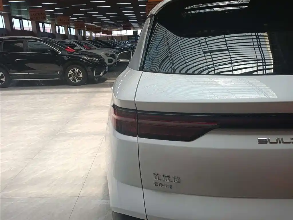 BYD Song Pro DM-i 2024 Honor Edition 71KM Navigator