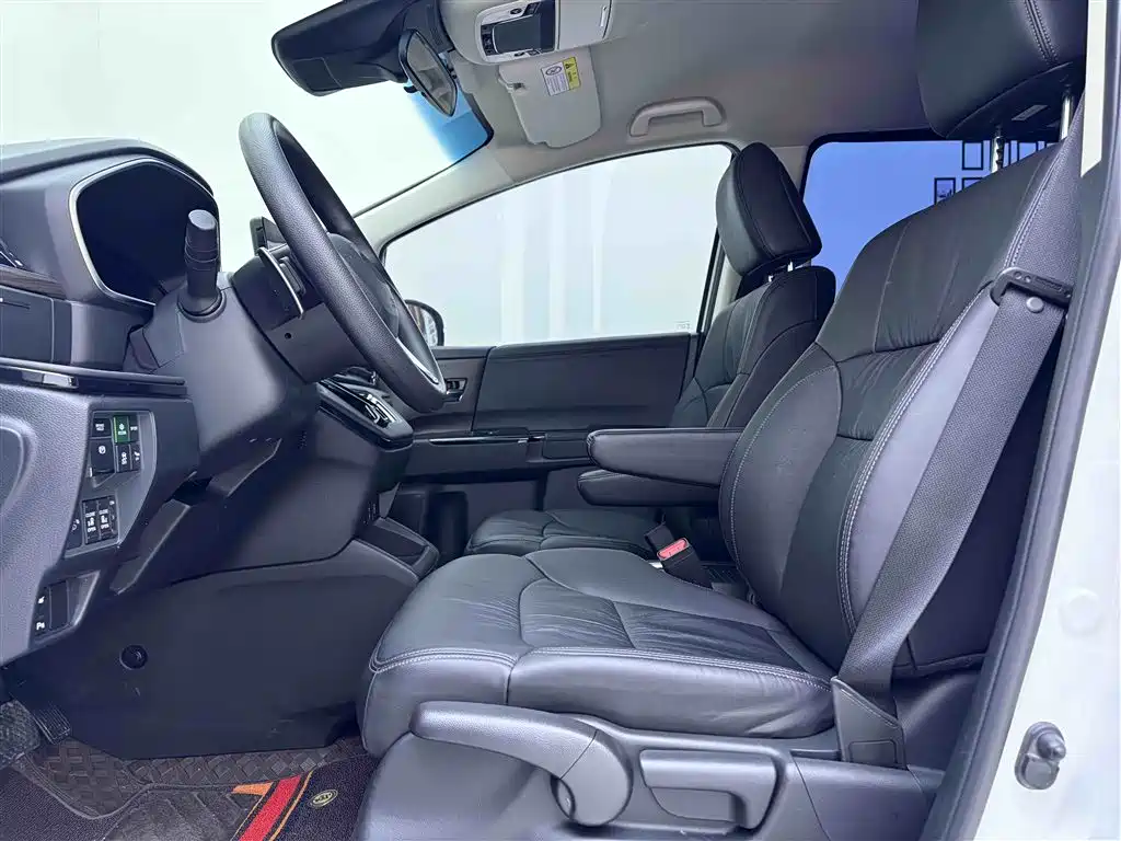 Odyssey 2024 2.0L e:HEV Sharp Smart Enjoyment Edition