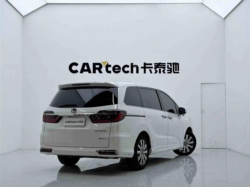 Odyssey 2024 2.0L e:HEV Sharp Smart Enjoyment Edition