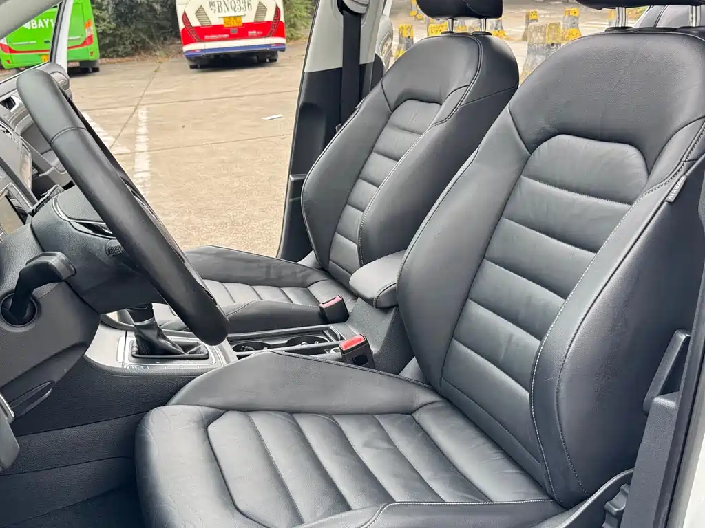 Volkswagen Golf 2016 230TSI Automatic Luxury Edition