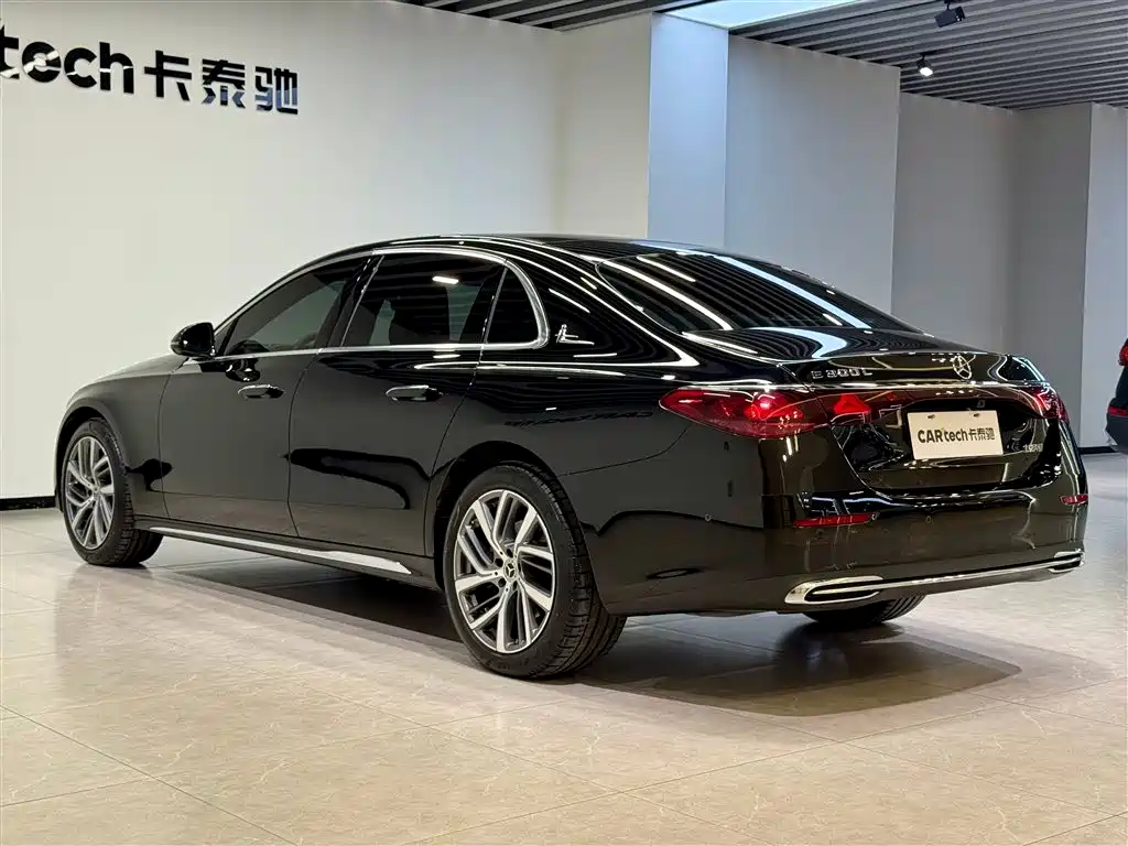 Mercedes-Benz E-Class 2024 E 300 L Fashion Edition