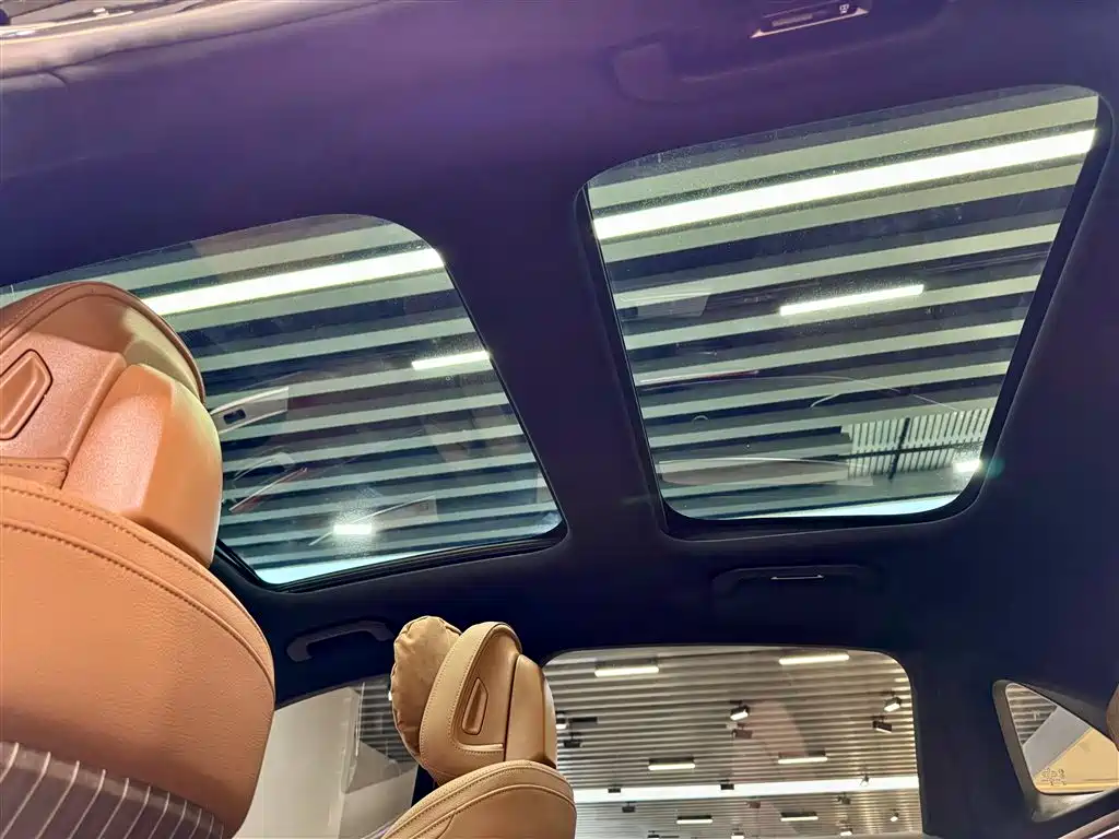 Mercedes-Benz E-Class 2024 E 300 L Fashion Edition