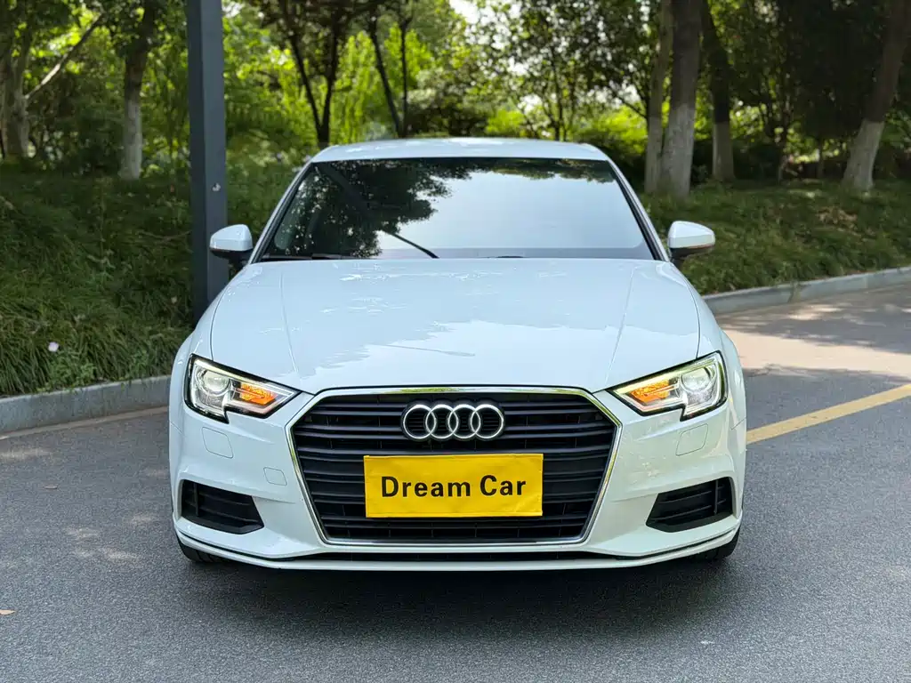 Audi A3 Limousine 35 TFSI