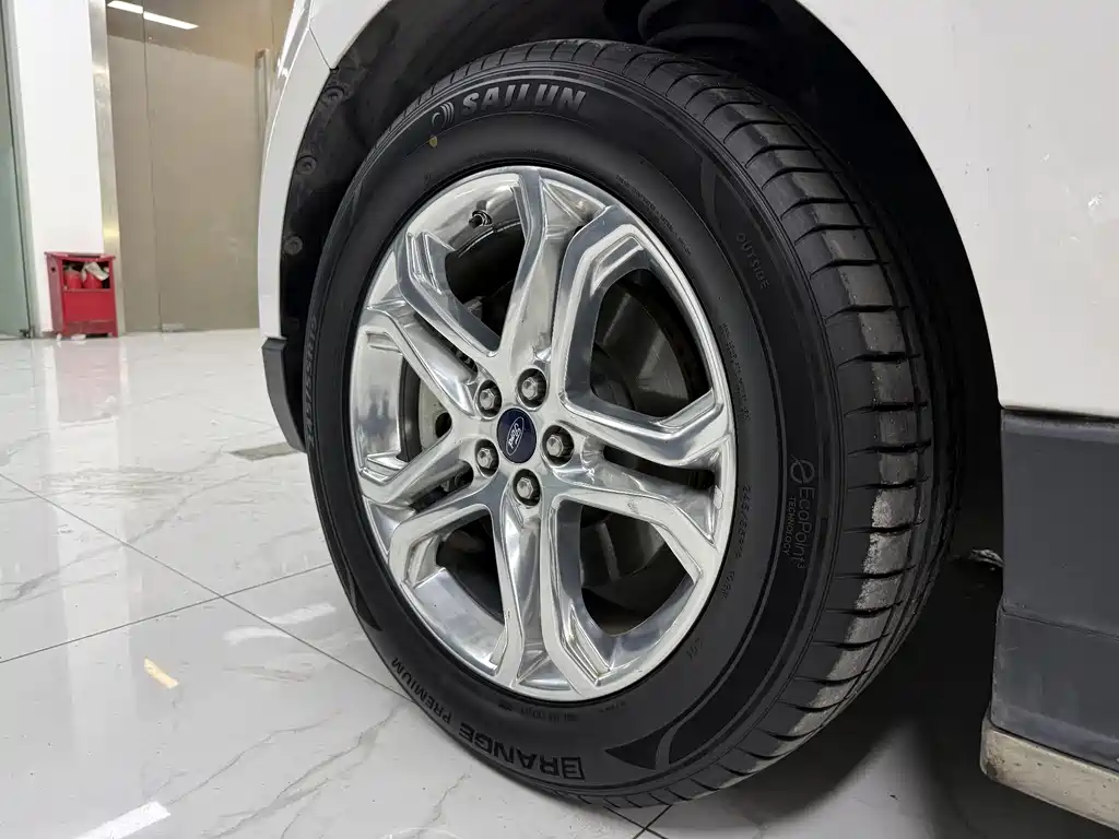 Edge 2018 EcoBoost 245 FWD Hao Rui 7-seater China V
