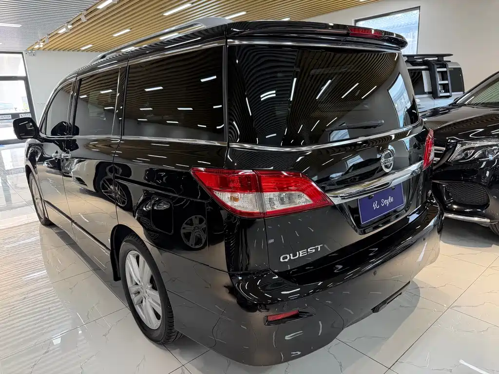 Nissan Quest 2015 3.5L SL