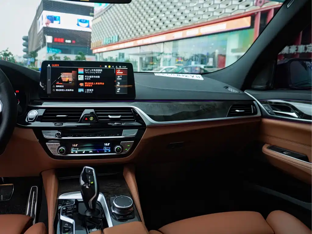 BMW 6 Series GT 2022 630i M Sport Package - фото 23