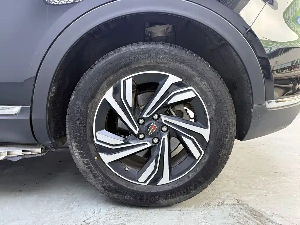 Hongqi HS5 2022 Facelift 2.0T Zhi Lian Qi Xiang Edition