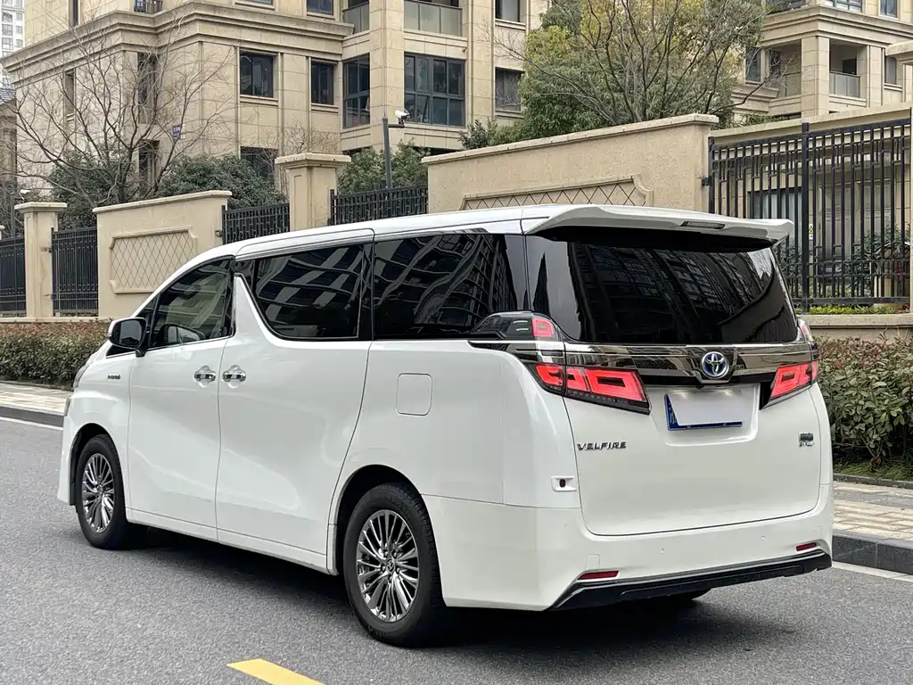 Toyota Vellfire 2019 Hybrid 2.5L HV Premium Edition