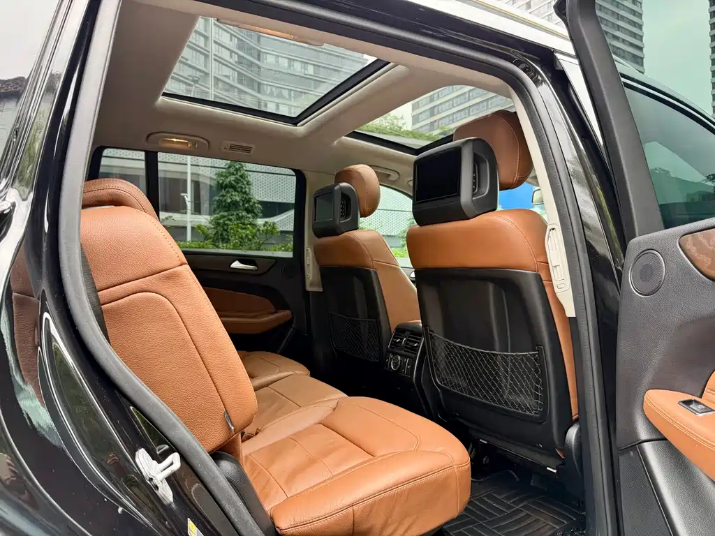Mercedes-Benz GLS 400 4MATIC Luxury 2016