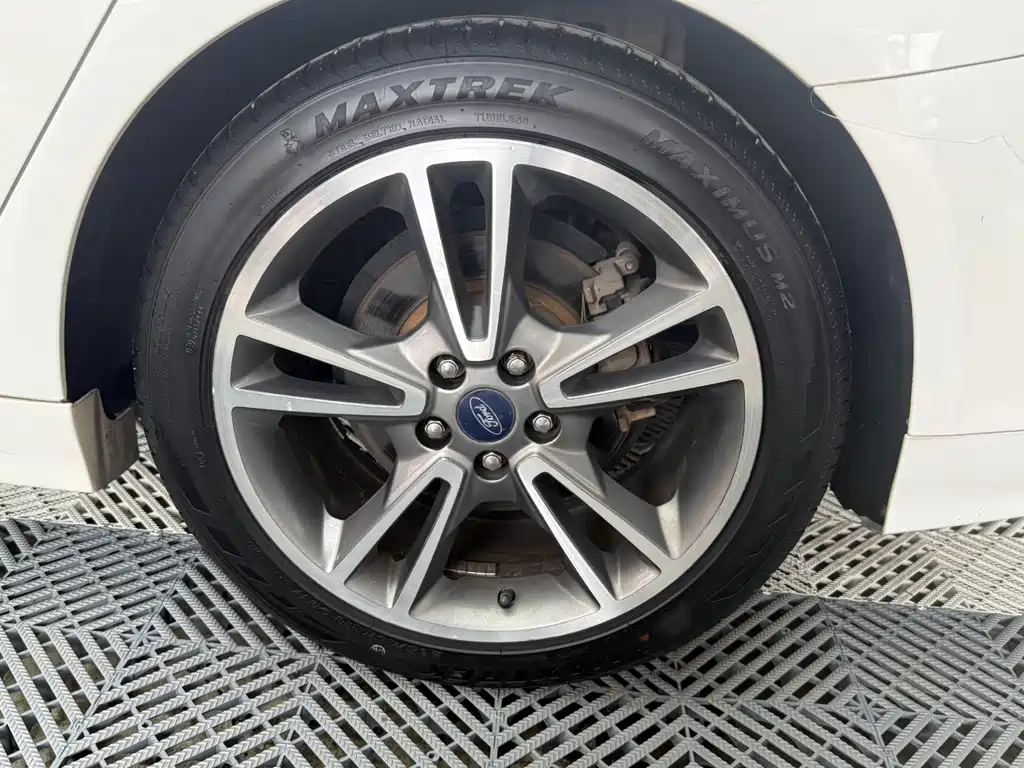 Ford Mondeo 2013 2.0L GTDi240 Luxury Sport