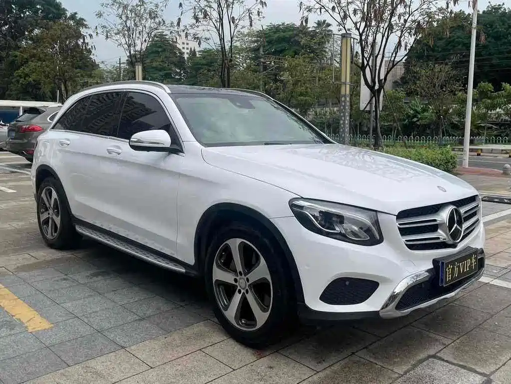 Mercedes-Benz GLC 260 4MATIC Luxury