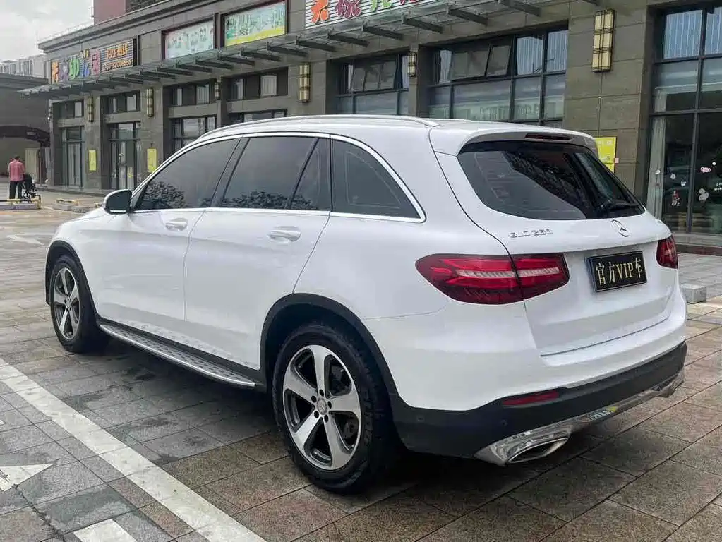 Mercedes-Benz GLC 260 4MATIC Luxury