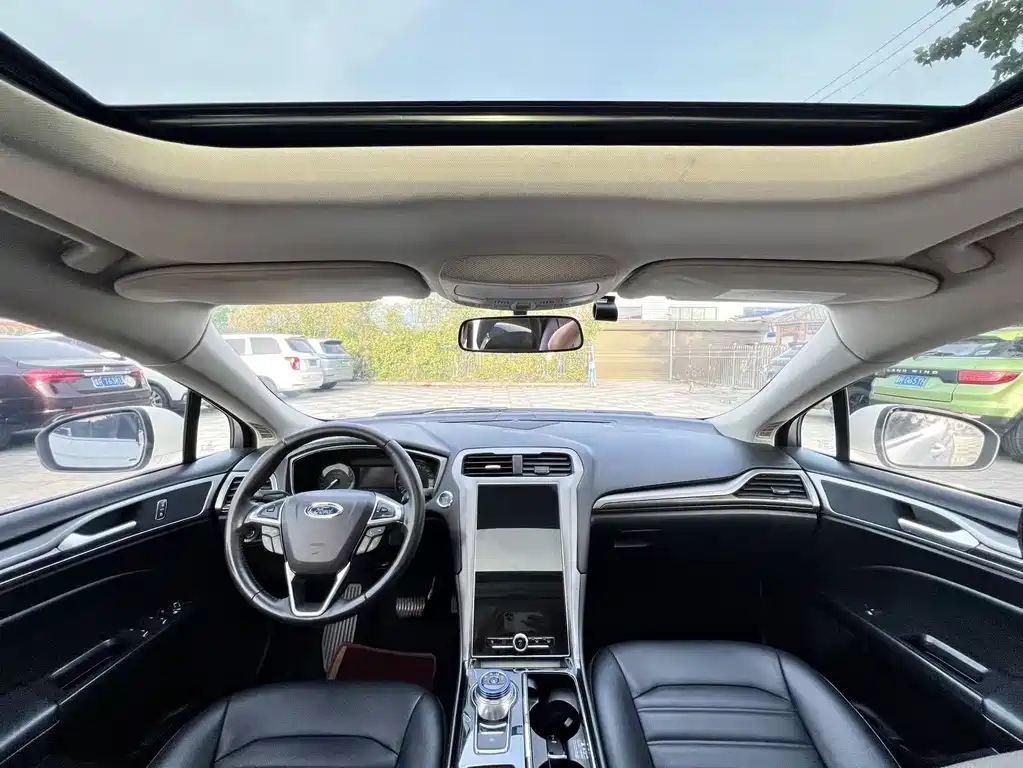 Ford Mondeo 2020 EcoBoost 200 Fashion