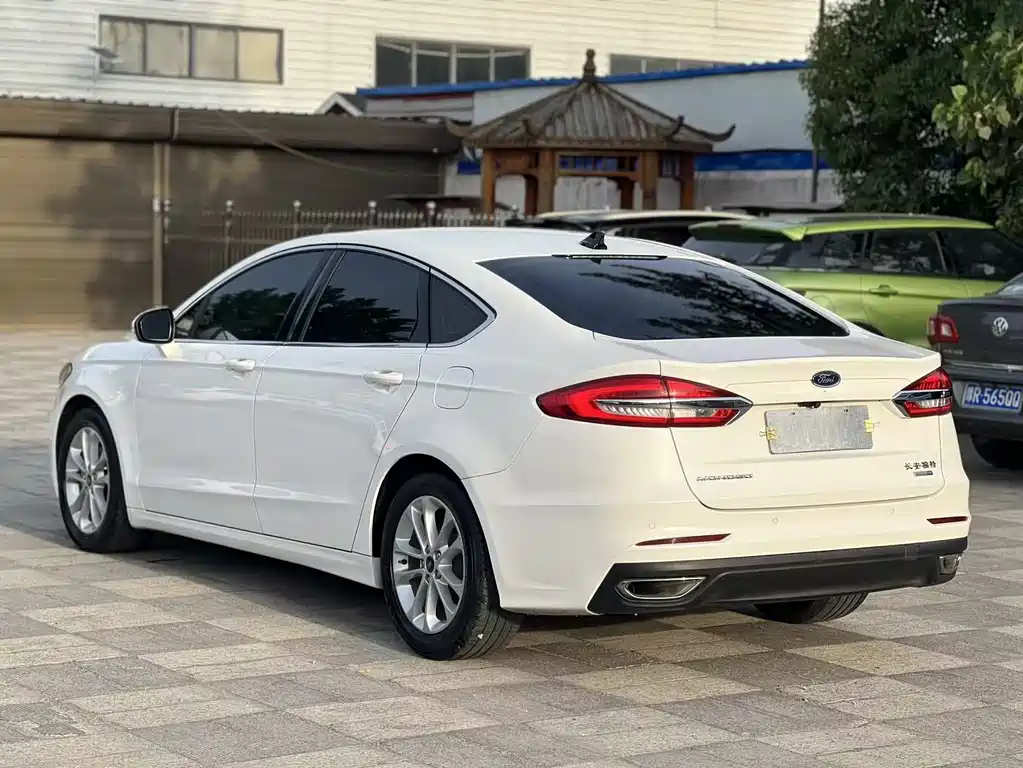 Ford Mondeo 2020 EcoBoost 200 Fashion