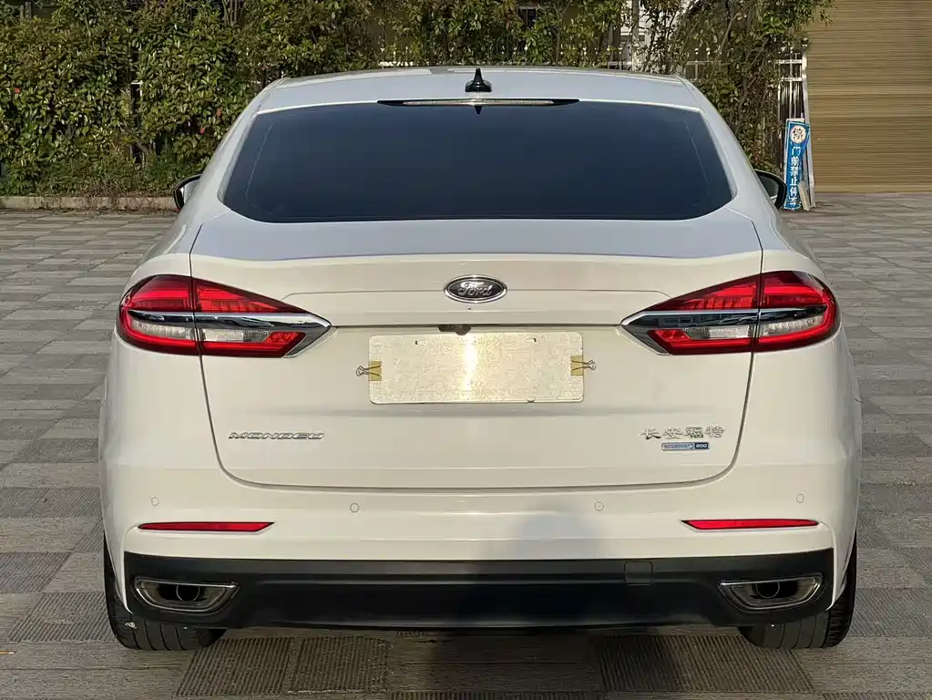 Ford Mondeo 2020 EcoBoost 200 Fashion