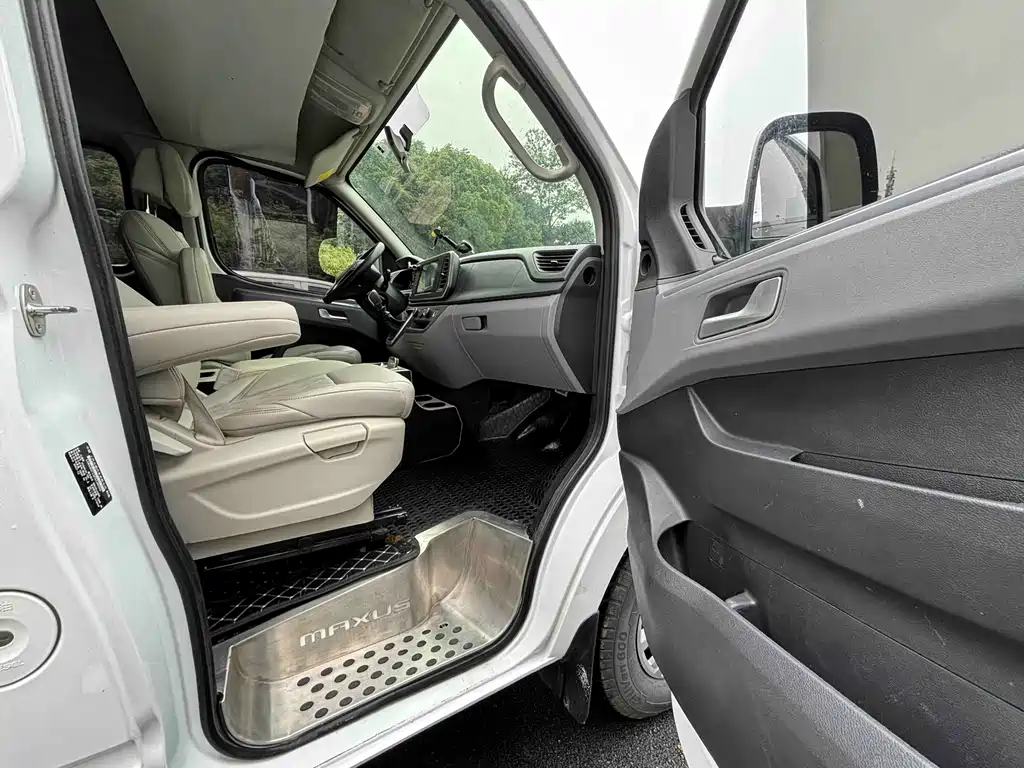 Maxus V80 2024 PRO Business Travel