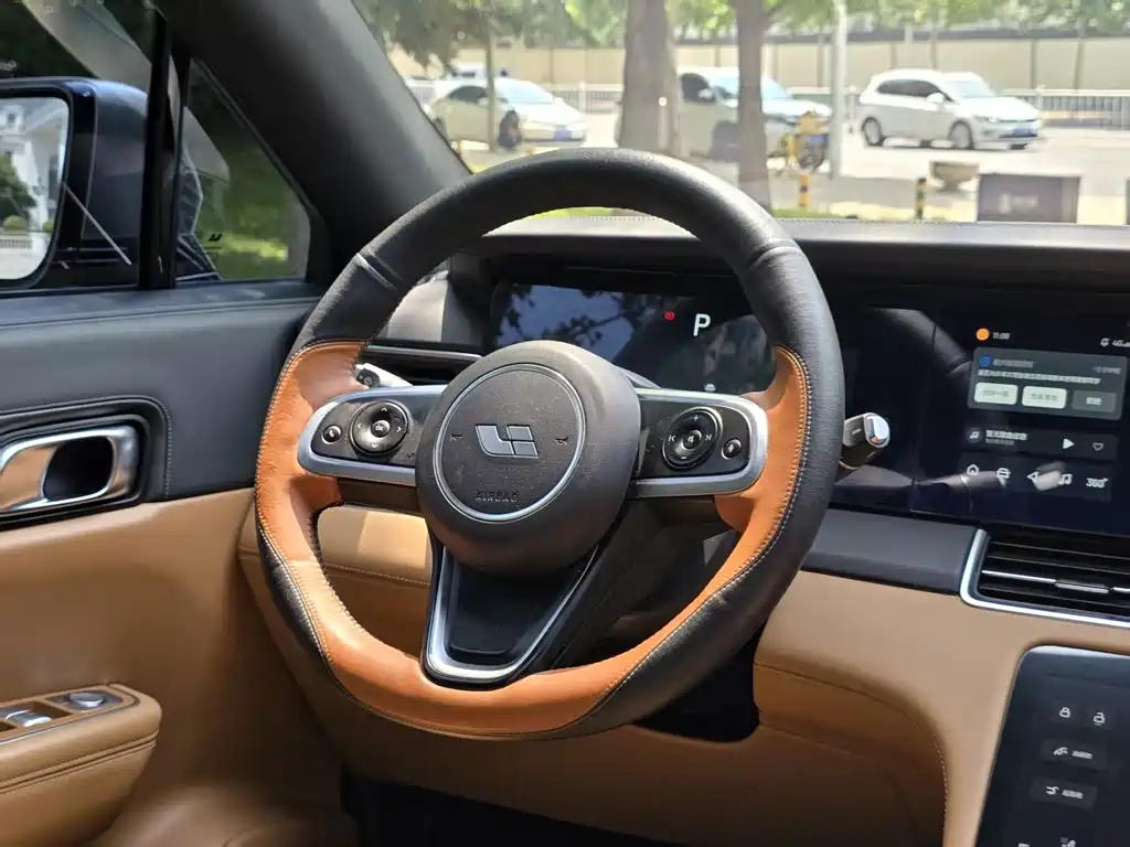Li Auto ONE 2020 EREV 6-Seater