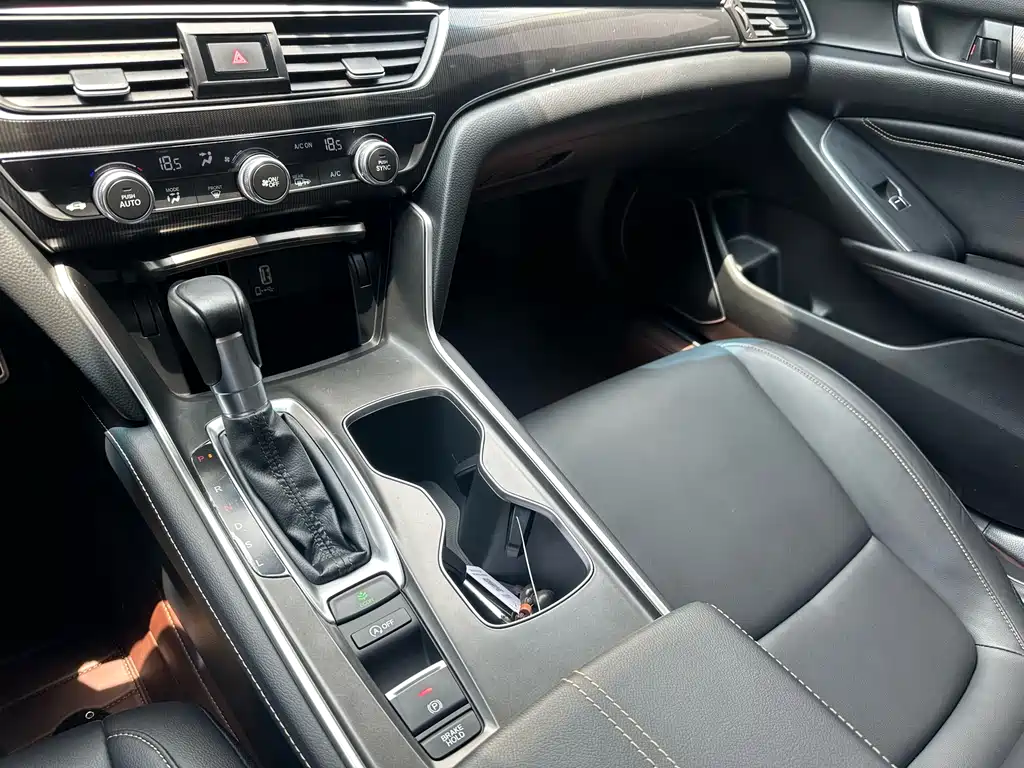 Accord 2022 260TURBO Phantom Night Premium Edition