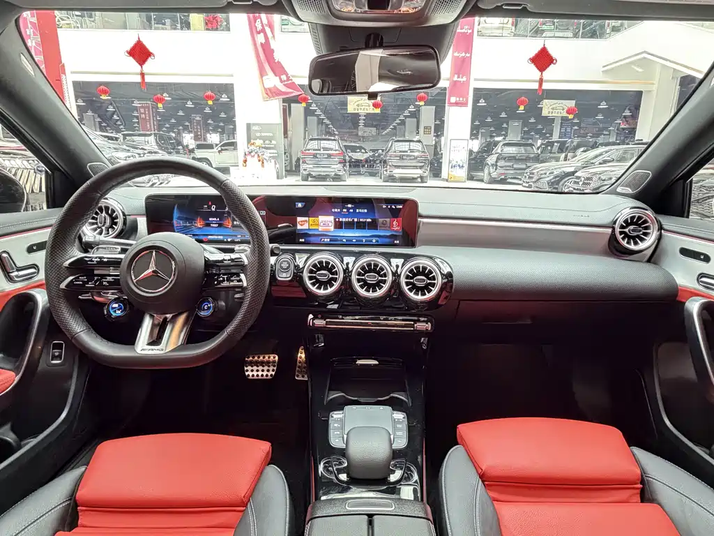 Mercedes-Benz A-Class AMG 2024 Facelift AMG A 35 L 4MATIC