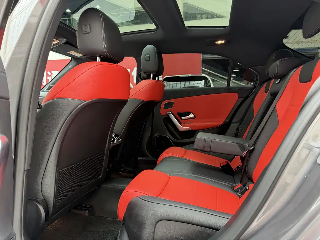 Mercedes-Benz A-Class AMG 2024 Facelift AMG A 35 L 4MATIC