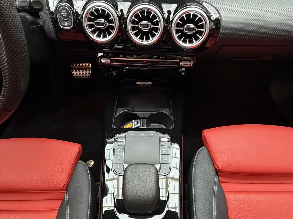 Mercedes-Benz A-Class AMG 2024 Facelift AMG A 35 L 4MATIC