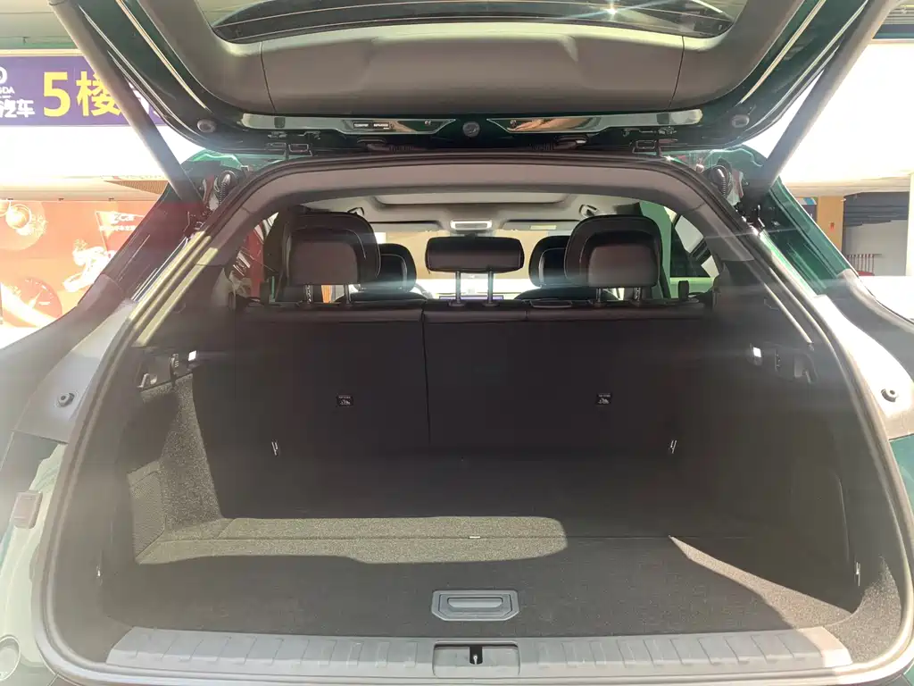 Zeekr 7X 2025 100kWh Long Range AWD Intelligent Driving Edition