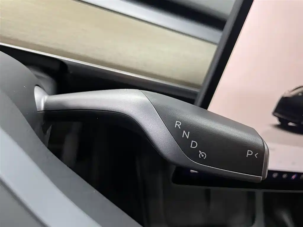 Tesla Model Y 2022 RWD