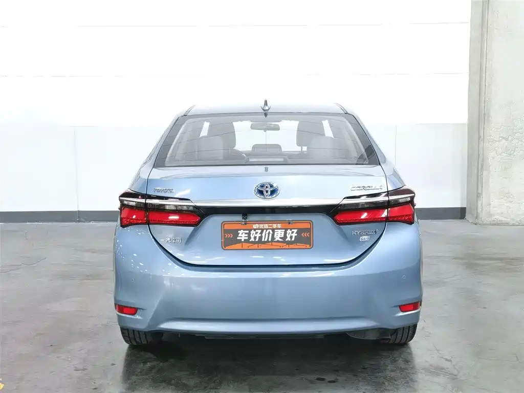 Corolla 2017 Facelift Hybrid 1.8L E-CVT Elite Edition