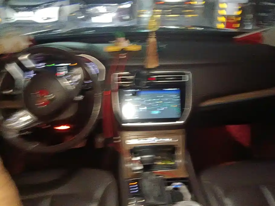 Roewe RX8 2019 30T AWD Flagship Edition