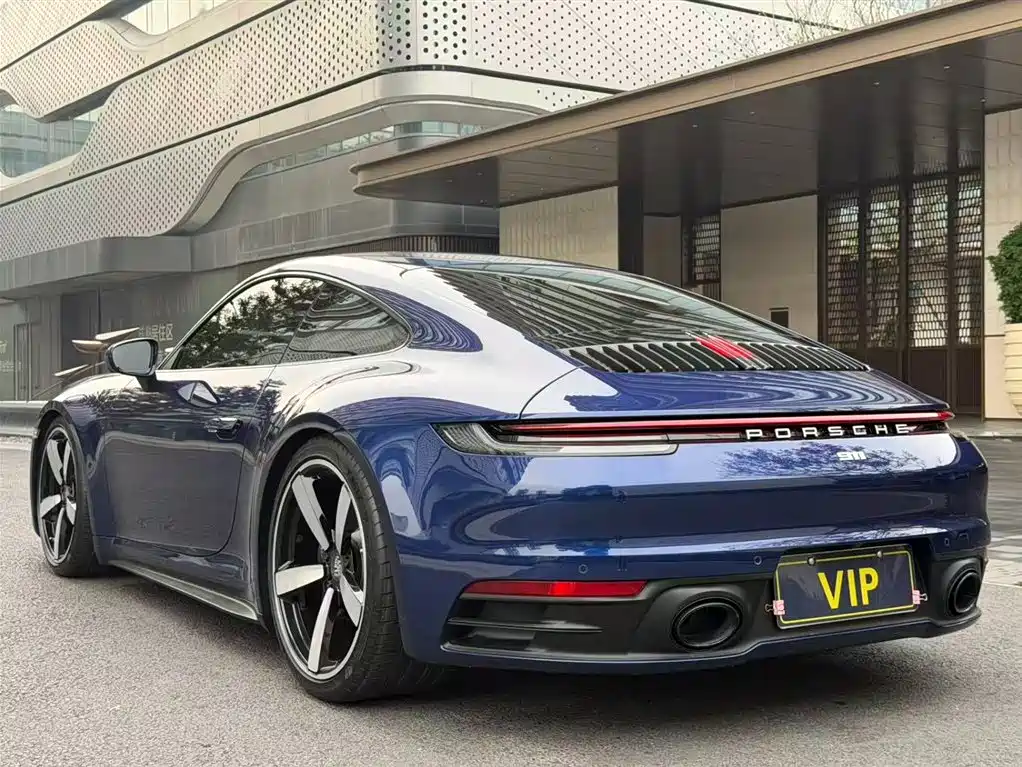Porsche 911 2023 Carrera 3.0T