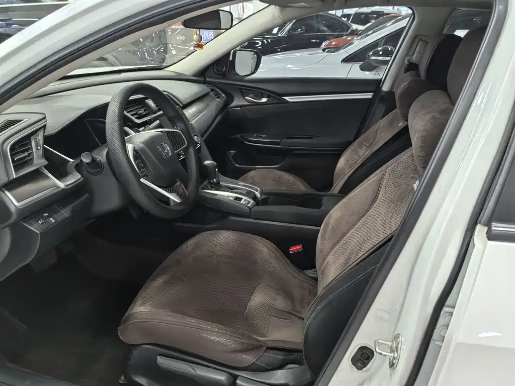 Civic 2016 220TURBO CVT Luxury Edition