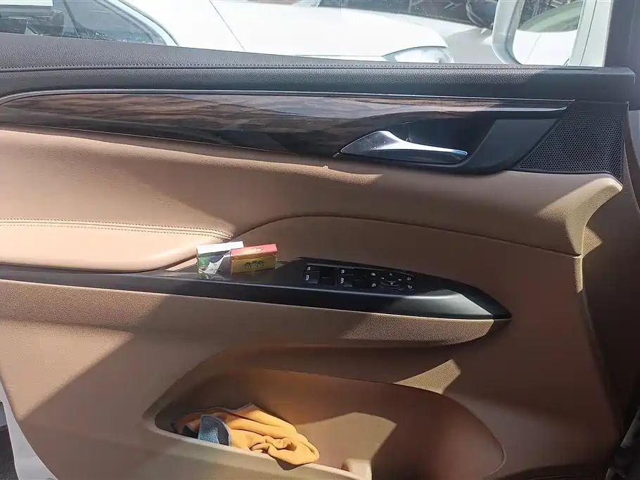 Buick GL8 2017 ES 28T Luxury Edition China V
