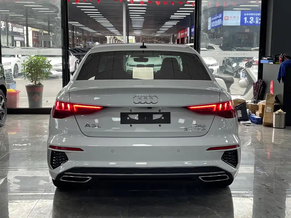 Audi A3L Limousine 35 TFSI Fashion Sport 2023