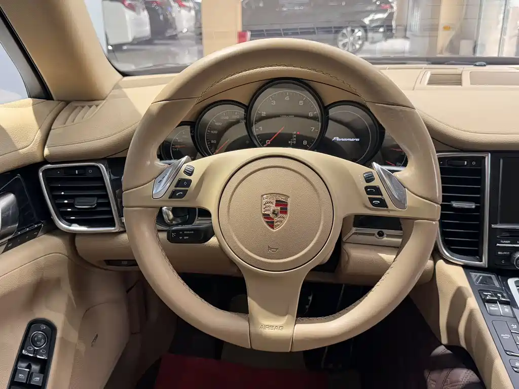 Porsche Panamera 2014 3.0T