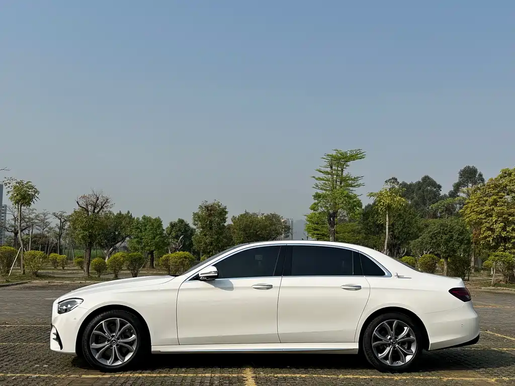 Mercedes-Benz E-Class 2021 E 300 L Sport Fashion