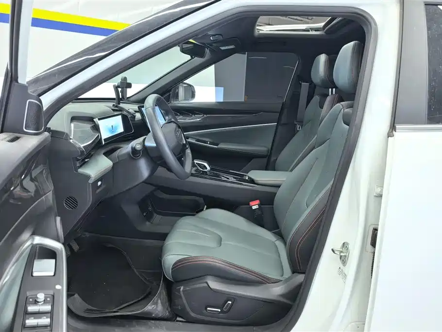 Geely Boyue 2024 1.5TD Longteng Edition