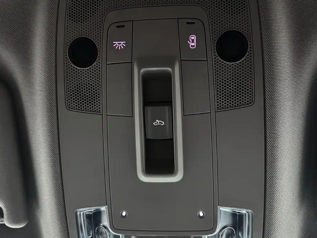 Audi Q2L 2022 35 TFSI Entry Dynamic