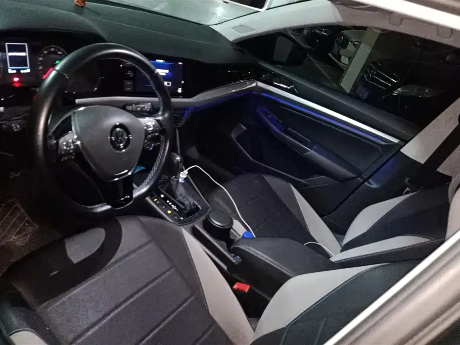 Bora EV 2020 Shang Pro