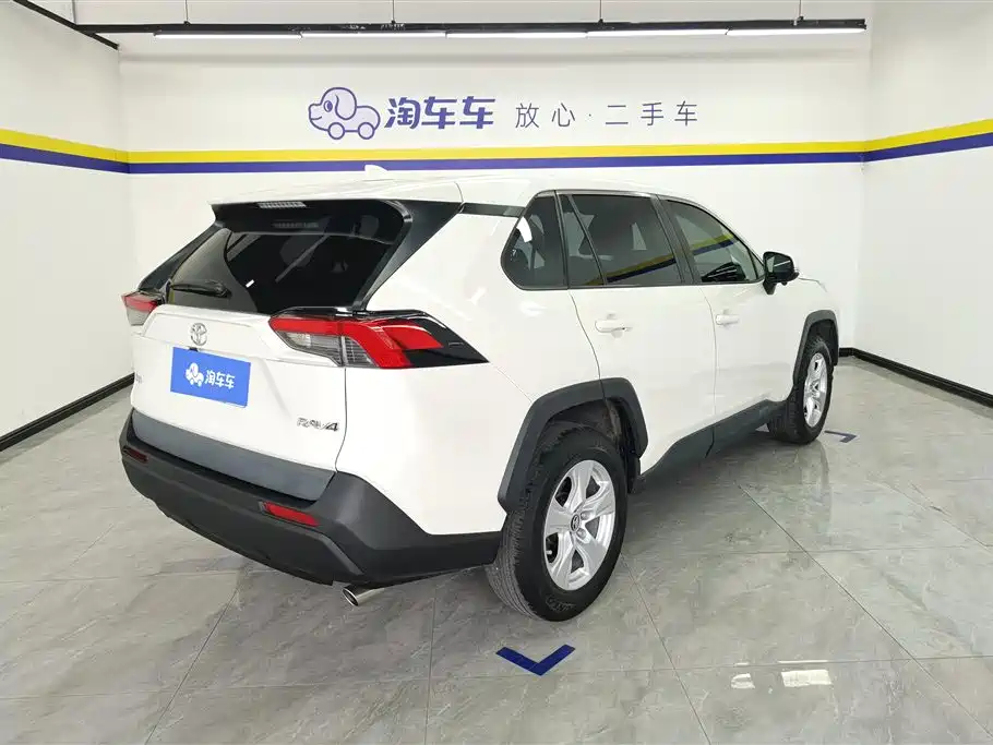 RAV4 2020 2.0L CVT 2WD Urban Edition
