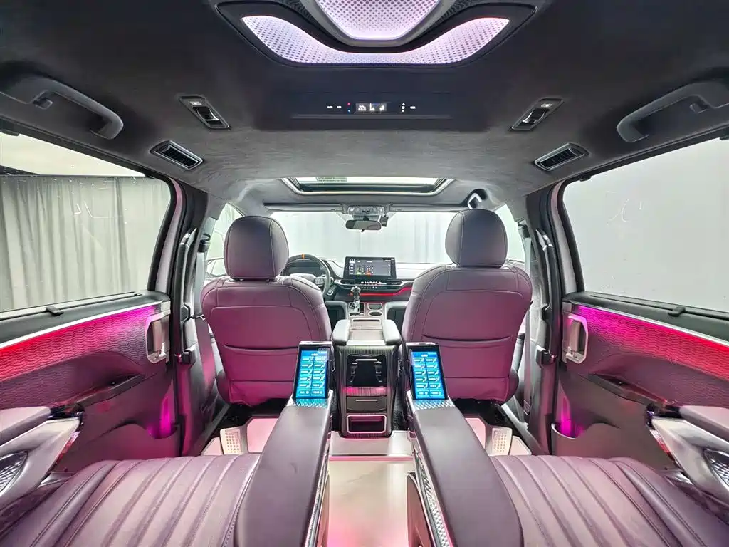Toyota Sienna 2024 2.5L Hybrid Comfort Edition