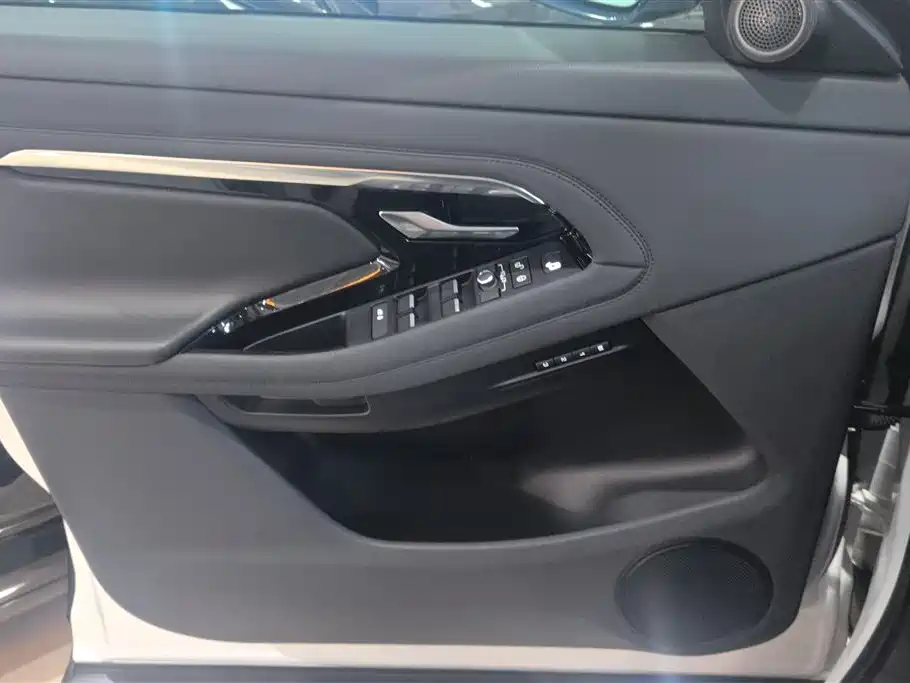 Range Rover Evoque 2020 249PS R-Dynamic SE