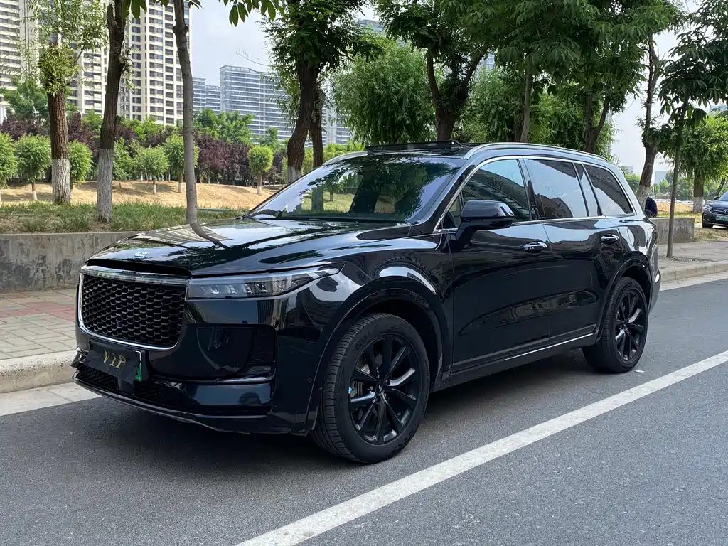 Li Auto ONE 2021 Extended Range 6-Seater Edition